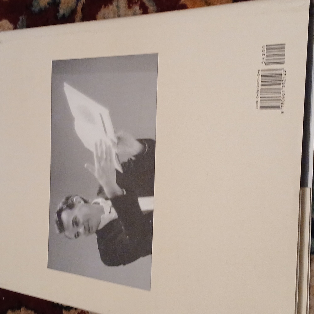 Edward R. Tufte Visual Explanations Book - Picture 4 of 4